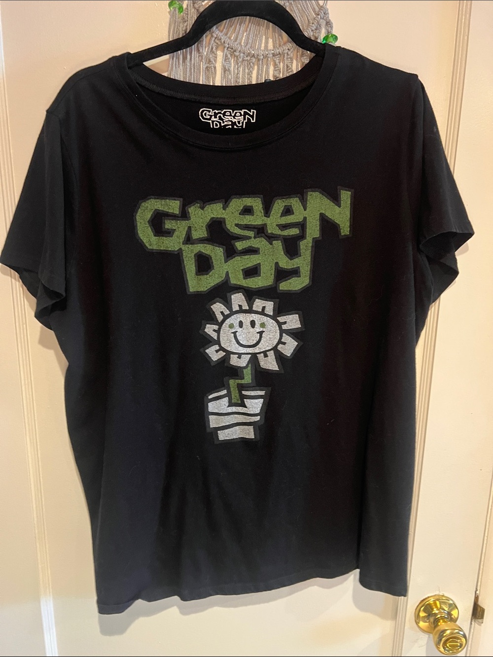Green Day band shirt